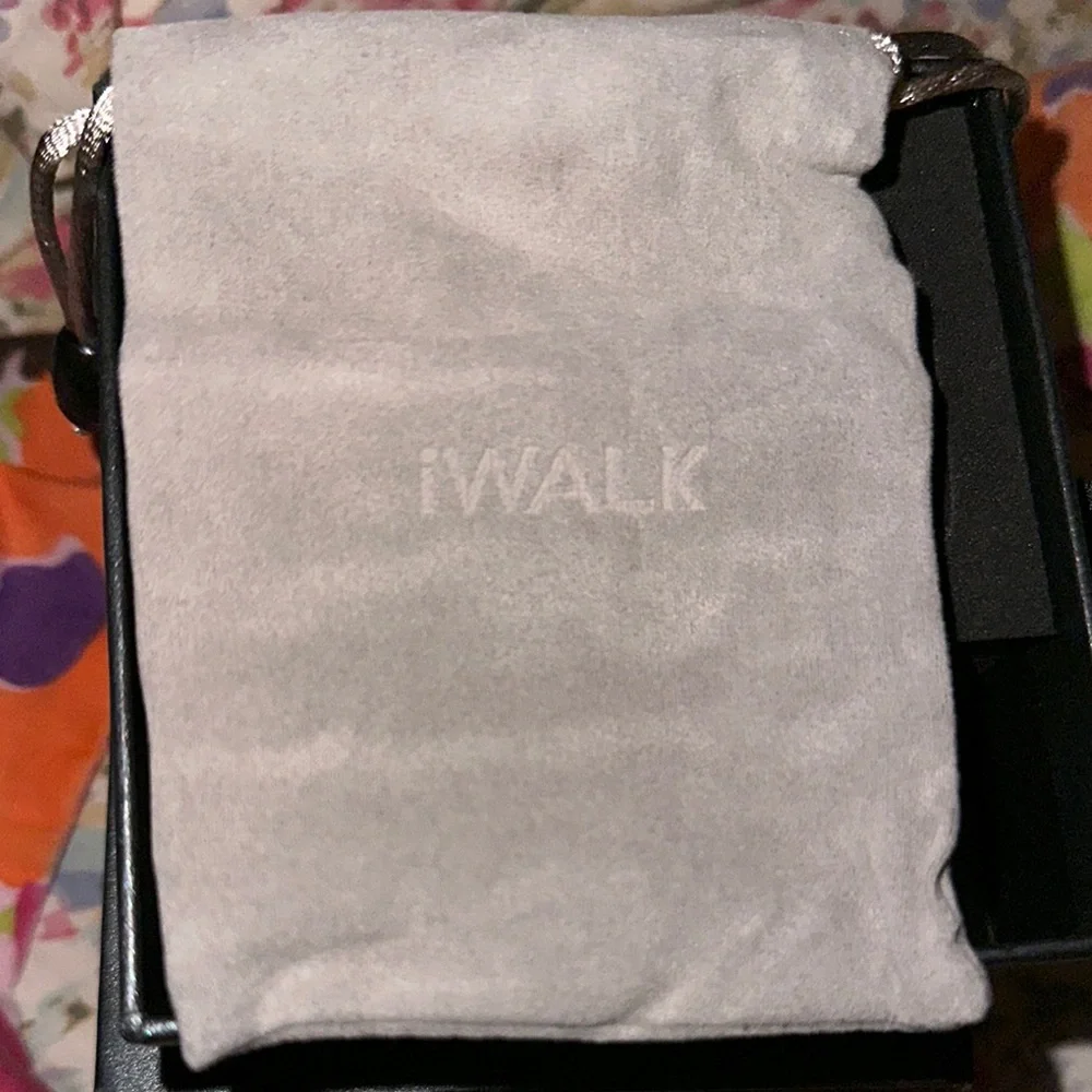 iWALK Black Glitter Portable Charger
